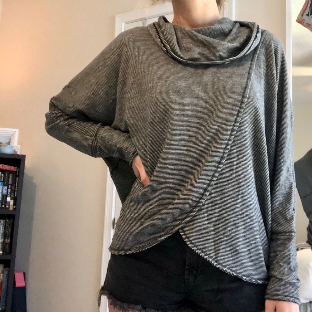 Calvin Klein Long Sleeve Top